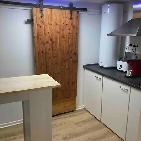 26 Qm Souterrain Nahe Koeln